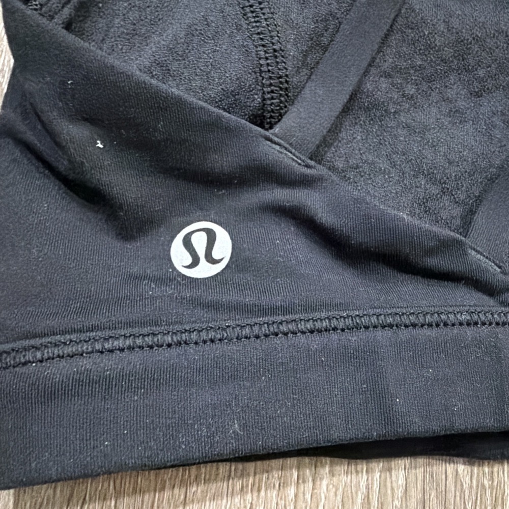 Lululemon Free To Be Sports Bra *Light Support Black Size 6 - Picture 3 of 4